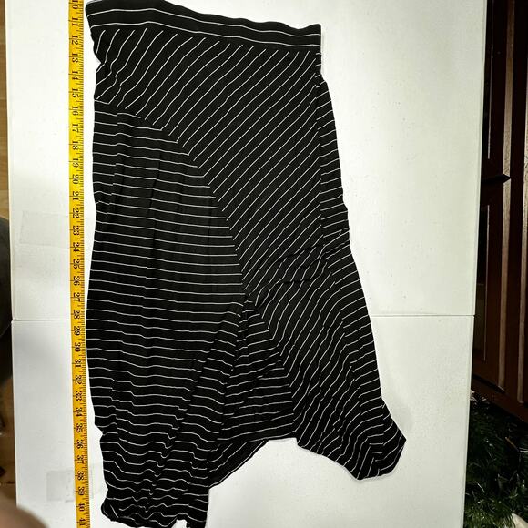 MANGO - Woman's Black & White Slit Hem Striped Skirt Size Small - Picture 8 of 8